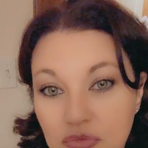 Meet your Posher, Vicki